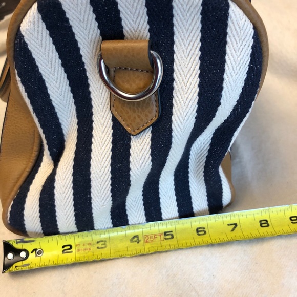 Mia & Luca Canvas Bag with Double Leather Handles - Picture 4 of 11